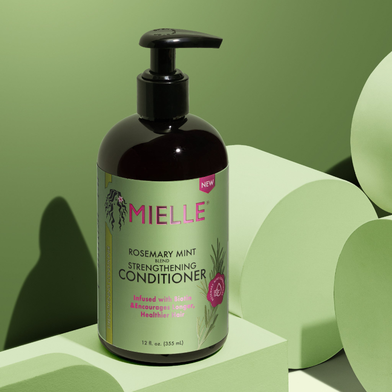 Mielle Rosemary Mint Strengthening Conditioner 2