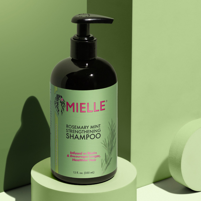 Mielle Rosemary Mint Strengthening Shampoo 2